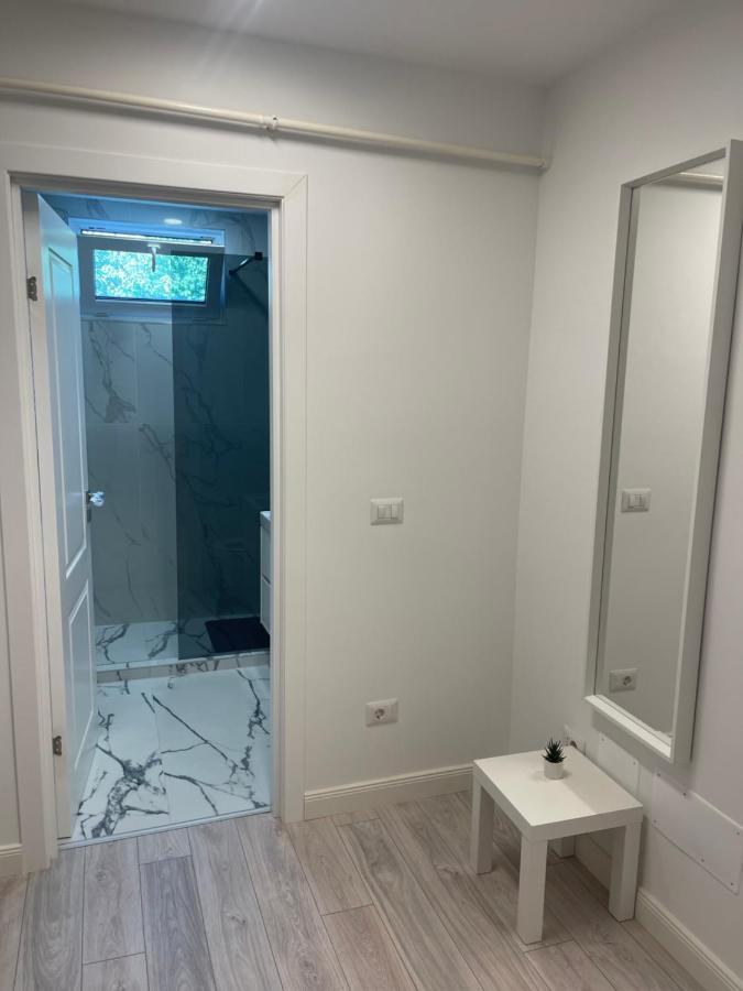 Apartament Incantator In Роман Экстерьер фото