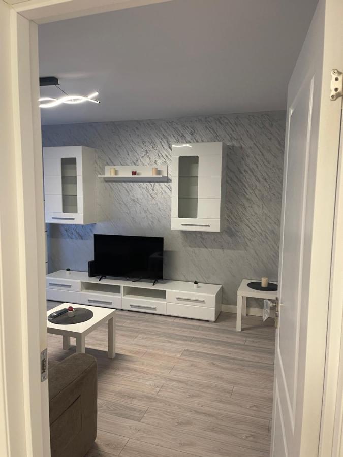 Apartament Incantator In Роман Экстерьер фото